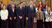 El Gobierno de Sánchez nos costará 58.000 euros brutos mensuales más en sueldos públicos que el primero de Rajoy
