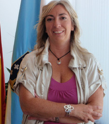 Lucia molares