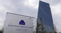 Director del BCE y Banco de España, ¿quién se embolsa más a final de mes?