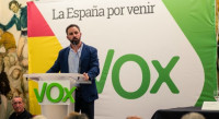 Vox propone una ley de sueldos públicos y eliminar casi 82.000 cargos políticos