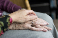 Aumenta el contrato de cuidados a domicilio para los mayores
