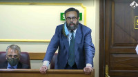​El diputado de Vox que llamó “bruja” a una parlamentaria del PSOE cobró más de 162.000 euros exentos de tributación nacional como letrado del Tribunal de Justicia de la UE en 2018 y solo pagó 115 euros de IRPF