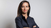 Apagón y Red Eléctrica: Su presidenta, Beatriz Corredor, cobró 546.000 euros brutos en 2024 y el consejero delegado...