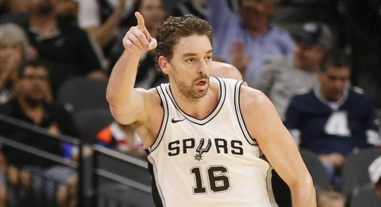 Pau Gasol celebra 2017